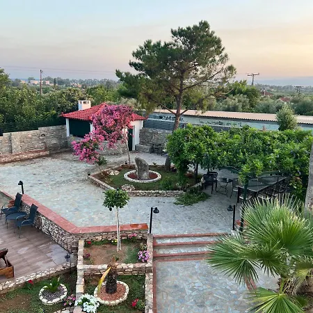 Garden Вилла Каламата