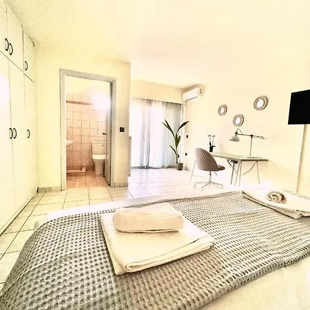 Garden Каламата