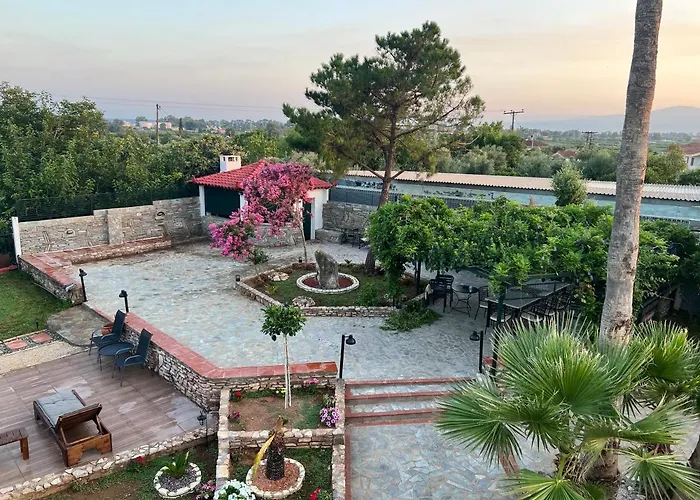 Garden Вилла Каламата